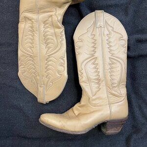 Vintage cowboy boots - Women's 8/8.5 - Justin